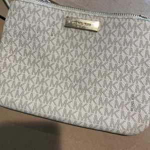 Micheal Kors belt bag